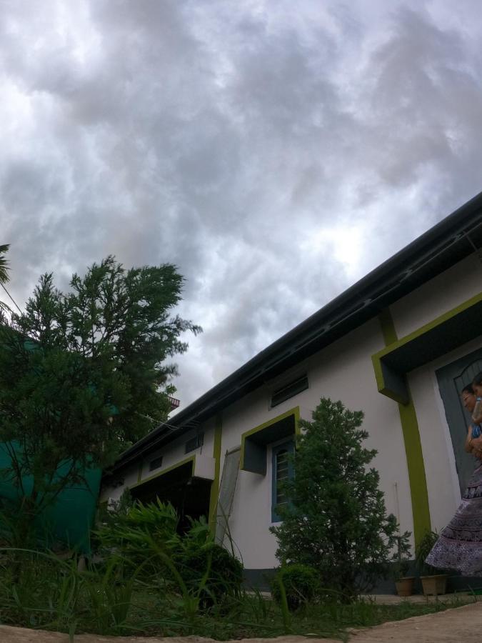 Stargaze Backpackers Hostel Gauháti Kültér fotó