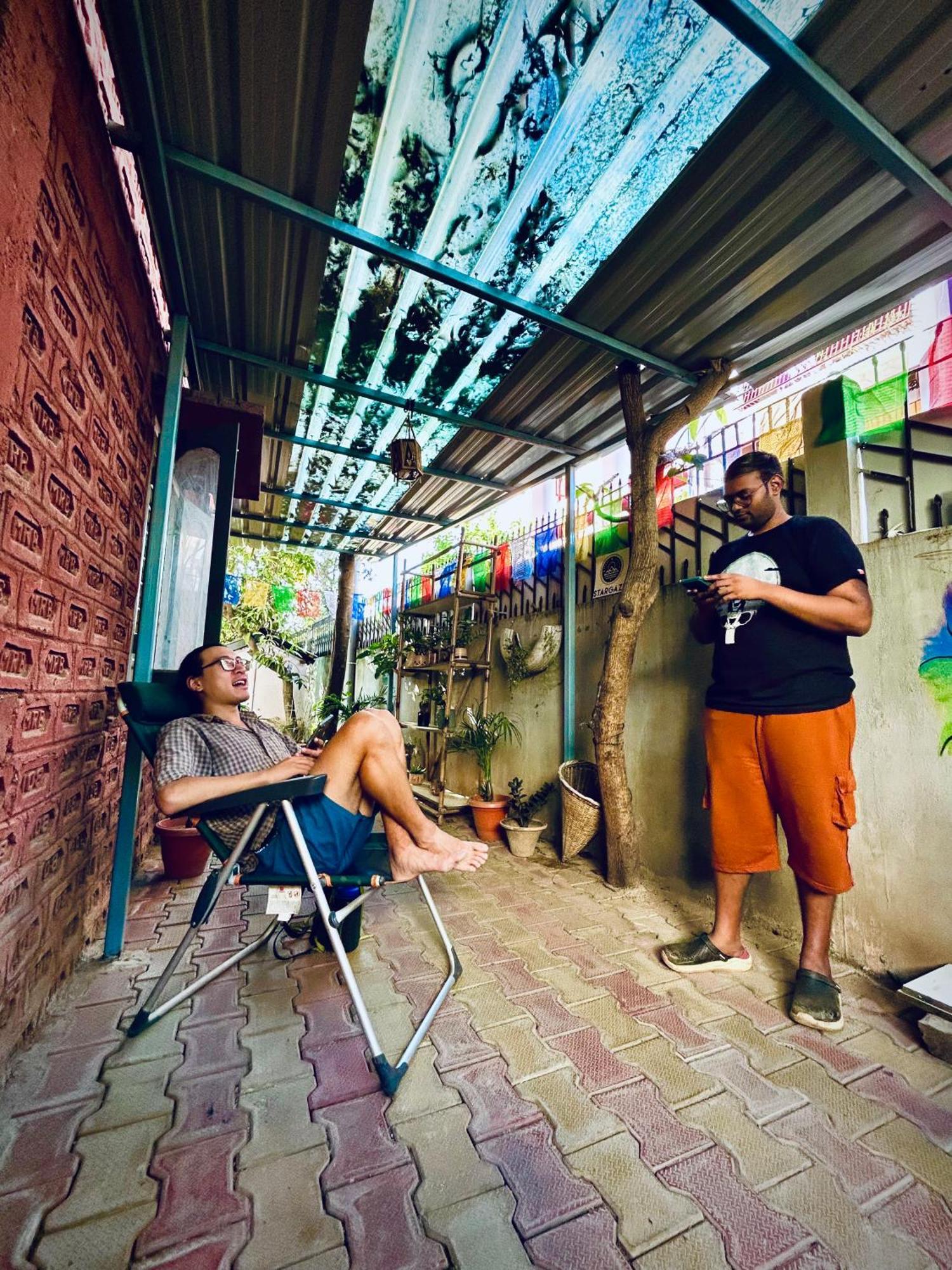 Stargaze Backpackers Hostel Gauháti Kültér fotó